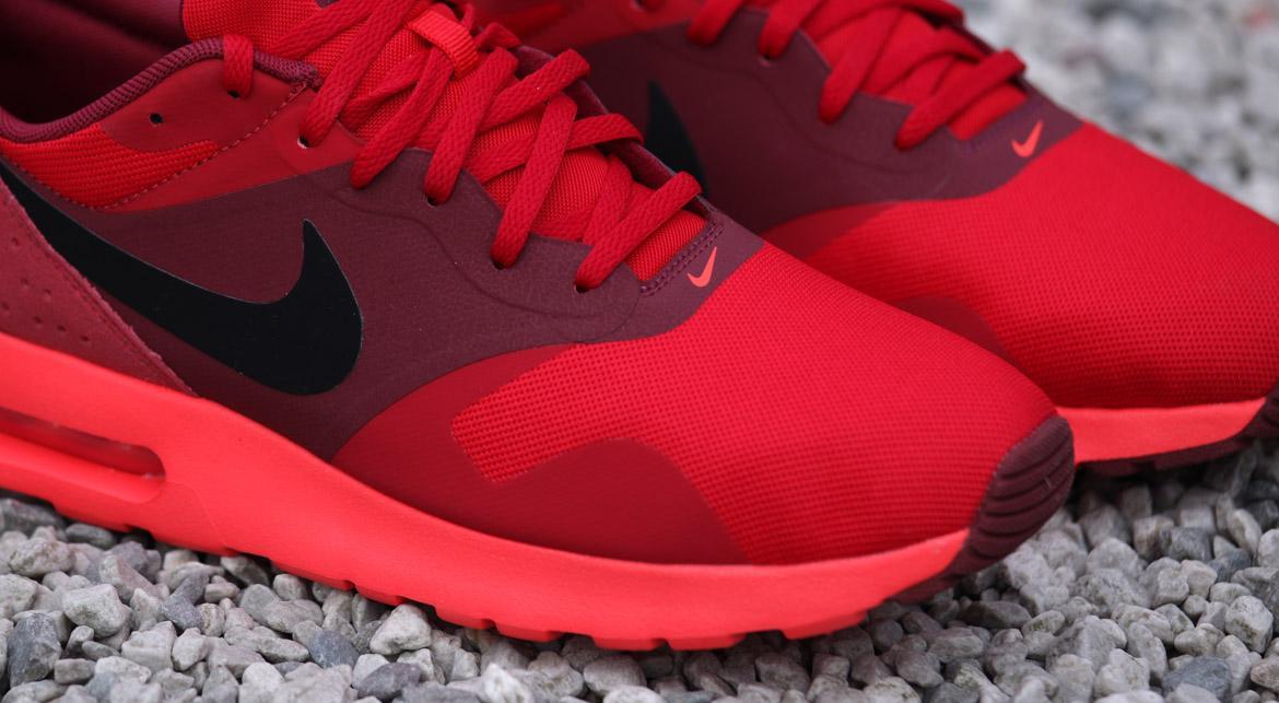 Nike Air Max Tavas 
